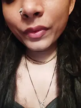 Snapshot of SweetTsAngel chatting on April 29, 5:41 pm SweetTsAngel online show from April 29, 5:41 pm