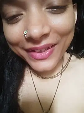 Snapshot of SweetTsAngel chatting on May 2, 3:22 am SweetTsAngel online show from May 2, 3:22 am
