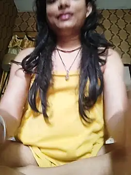 Snapshot of SweetTsAngel chatting on May 13, 10:01 am SweetTsAngel online show from May 13, 10:01 am