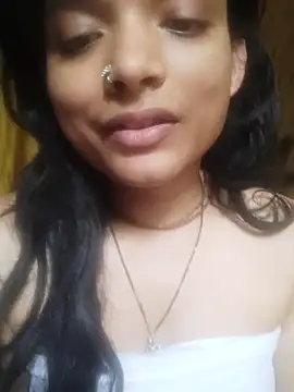 Snapshot of SweetTsAngel chatting on May 17, 8:45 am SweetTsAngel online show from May 17, 8:45 am