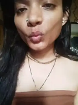 Snapshot of SweetTsAngel chatting on May 24, 9:47 am SweetTsAngel online show from May 24, 9:47 am