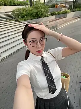 meimeibuguai online show from May 11, 9:04 am