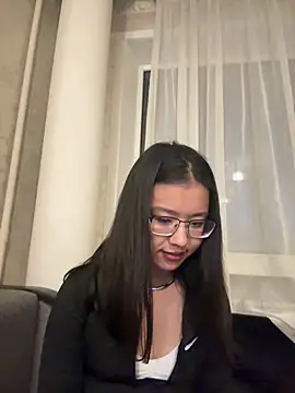 Snapshot of Z_Milll chatting on April 11, 2:43 pm Z Milll online show from April 11, 2:43 pm