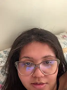 viviboraaaa online show from April 24, 3:58 pm