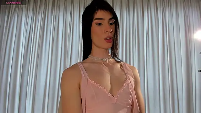 Snapshot of einyel_ chatting on May 1, 8:46 pm einyel online show from May 1, 8:46 pm