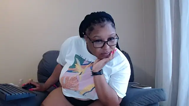 xxZoeyx online show from April 22, 5:10 am