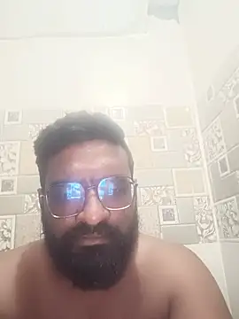 Snapshot of surya385 chatting on May 31, 9:05 am surya385 online show from May 31, 9:05 am