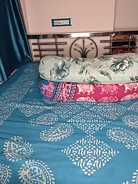 Snapshot of CamGirl_Neha chatting on June 12, 11:46 pm CamGirl Neha online show from June 12, 11:46 pm