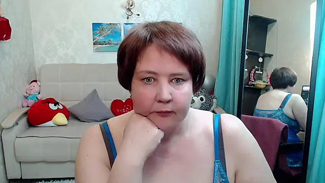 Snapshot of QUEEN02030 chatting on April 20, 3:15 pm QUEEN02030 online show from April 20, 3:15 pm