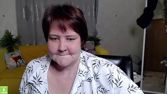 Snapshot of QUEEN02030 chatting on April 22, 3:13 pm QUEEN02030 online show from April 22, 3:13 pm