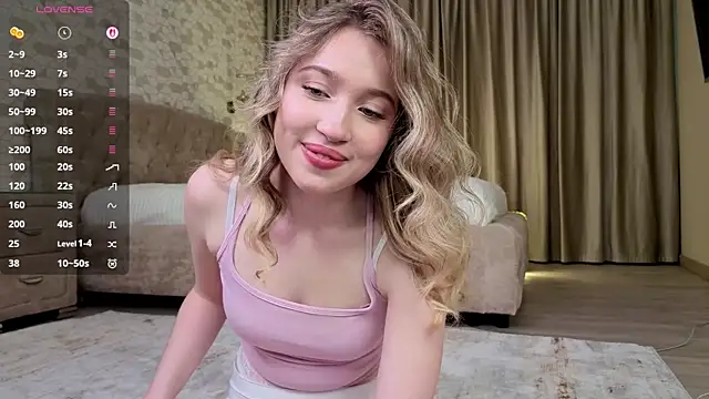 Alvera online show from March 30, 2:40 pm