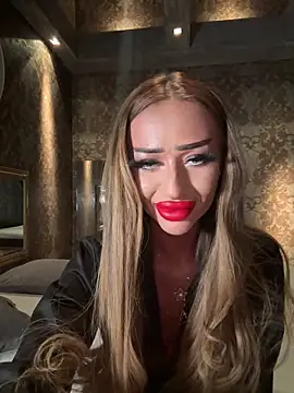 Snapshot of DirtyDebby chatting on March 31, 9:04 pm DirtyDebby online show from March 31, 9:04 pm