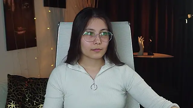 Snapshot of ElisonAvergarden chatting on April 19, 3:22 pm ElisonAvergarden online show from April 19, 3:22 pm