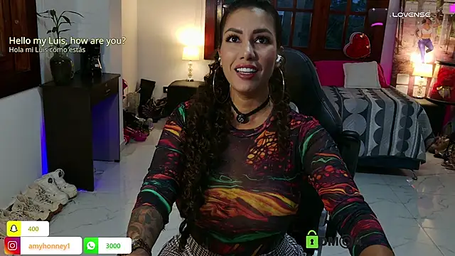 Snapshot of CocoaParadise_ chatting on May 26, 11:12 pm CocoaParadise online show from May 26, 11:12 pm