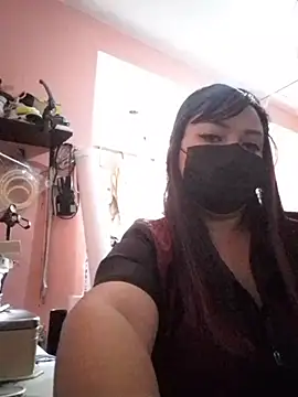Snapshot of sweetadamisoffice chatting on April 19, 9:39 pm sweetadamisoffice online show from April 19, 9:39 pm
