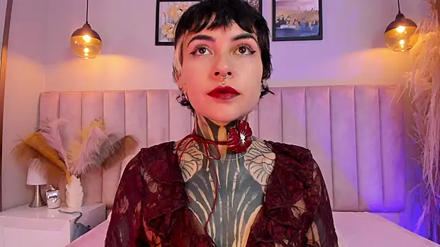 Luana fiore online show from May 14, 12:23 pm