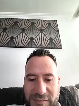 wassonmono online show from April 16, 9:39 pm