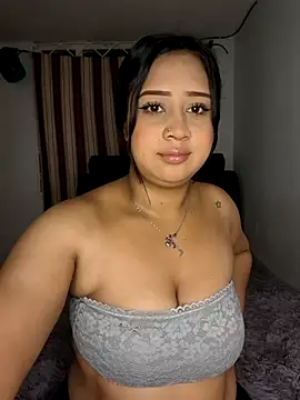 ViolettMoon  online show from July 3, 6:42 am