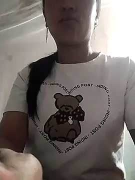 Snapshot of Lisa-aa chatting on April 23, 12:51 pm Lisa-aa online show from April 23, 12:51 pm