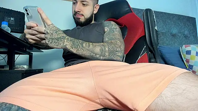 vyxen x online show from April 14, 8:04 pm