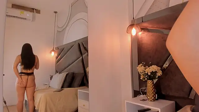 Snapshot of Chloee_Parkerr chatting on April 27, 3:59 am Chloee Parkerr online show from April 27, 3:59 am