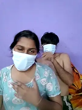 Snapshot of Jerin_Couple61 chatting on April 22, 8:28 am Jerin Couple61 online show from April 22, 8:28 am