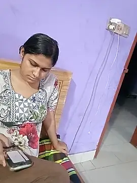 Snapshot of Jerin_Couple61 chatting on June 25, 11:37 am Jerin Couple61 online show from June 25, 11:37 am