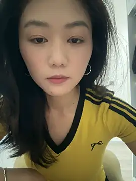 Snapshot of Shanshan_1267 chatting on June 21, 2:36 am Shanshan 1267 online show from June 21, 2:36 am