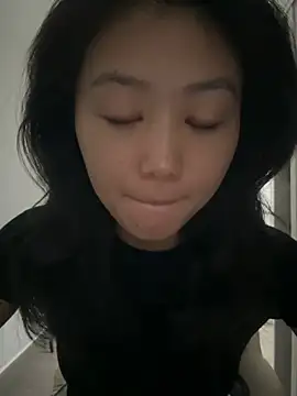 Snapshot of Shanshan_1267 chatting on June 25, 12:20 pm Shanshan 1267 online show from June 25, 12:20 pm