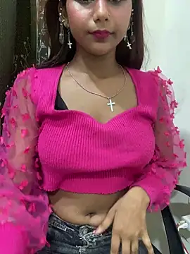 Snapshot of Cutiepie- chatting on April 28, 2:27 am Cutiepie- online show from April 28, 2:27 am