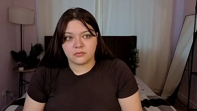 Snapshot of Evelyne_Loo chatting on April 26, 12:52 am Evelyne Loo online show from April 26, 12:52 am