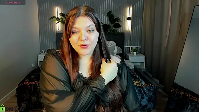 Snapshot of Evelyne_Loo chatting on April 29, 9:13 am Evelyne Loo online show from April 29, 9:13 am