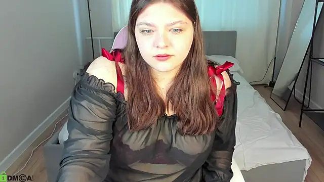 Snapshot of Evelyne_Loo chatting on May 6, 12:52 am Evelyne Loo online show from May 6, 12:52 am