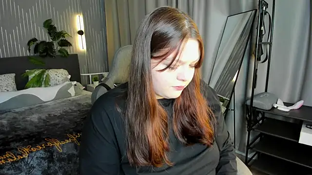 Snapshot of Evelyne_Loo chatting on May 13, 9:17 am Evelyne Loo online show from May 13, 9:17 am