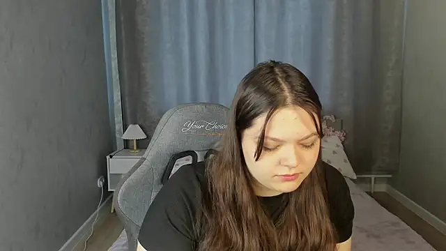Snapshot of Evelyne_Loo chatting on May 20, 12:39 am Evelyne Loo online show from May 20, 12:39 am