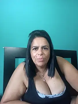 Snapshot of lucianamorocha chatting on April 24, 11:01 am lucianamorocha online show from April 24, 11:01 am
