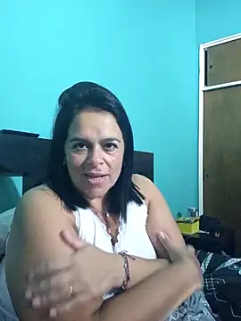 Snapshot of lucianamorocha chatting on April 27, 10:46 am lucianamorocha online show from April 27, 10:46 am