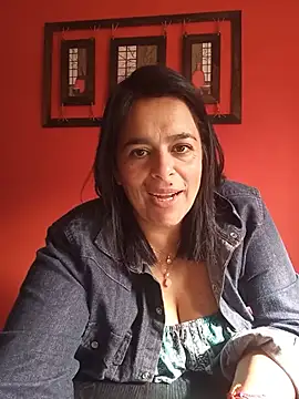 Snapshot of lucianamorocha chatting on June 3, 4:23 pm lucianamorocha online show from June 3, 4:23 pm
