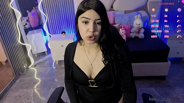 Snapshot of ELA_TAY1 chatting on April 21, 1:42 am ELA TAY1 online show from April 21, 1:42 am