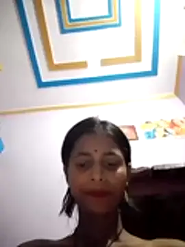 Snapshot of Payel_1 chatting on April 8, 8:09 pm Payel 1 online show from April 8, 8:09 pm