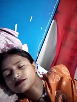 Snapshot of Payel_1 chatting on May 17, 10:06 pm Payel 1 online show from May 17, 10:06 pm
