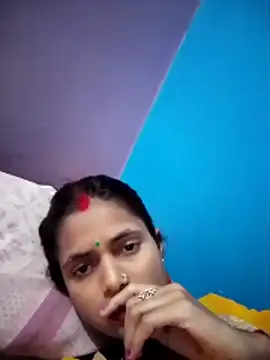 Snapshot of Payel_1 chatting on May 28, 6:21 am Payel 1 online show from May 28, 6:21 am