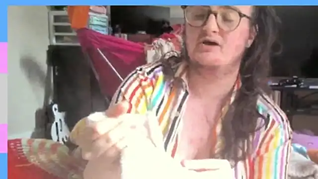 Snapshot of knottyn3bulara chatting on June 9, 6:52 pm knottyn3bulara online show from June 9, 6:52 pm