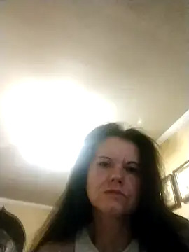 Snapshot of VeronikaLogan chatting on July 3, 2:18 am VeronikaLogan online show from July 3, 2:18 am