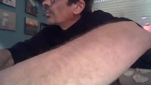 olimel online show from April 12, 11:15 am