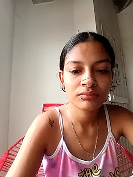 Snapshot of Lyra_Siren chatting on April 16, 2:07 pm Lyra Siren online show from April 16, 2:07 pm