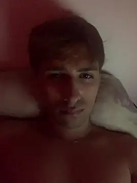 JeremySanders1  online show from April 4, 8:17 pm