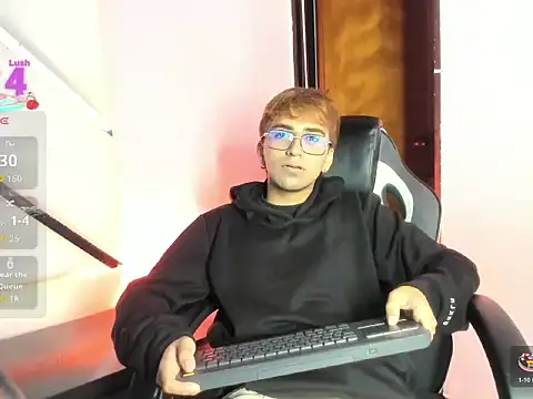 JeremySanders1  online show from April 6, 1:14 am