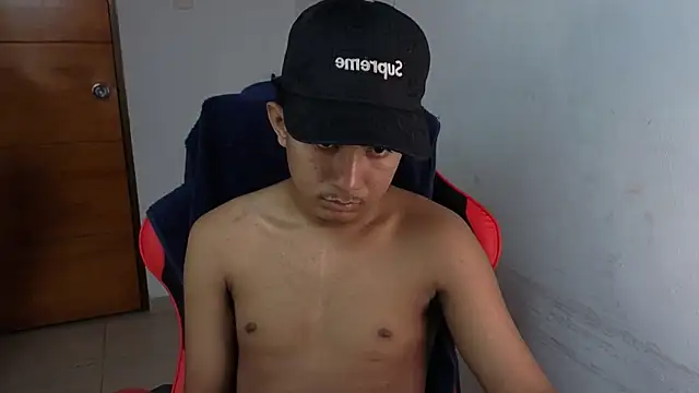 darknigthx online show from April 2, 3:59 am