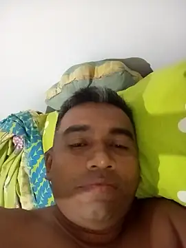 Snapshot of Kaleth1_ chatting on May 7, 3:34 am Kaleth1 online show from May 7, 3:34 am